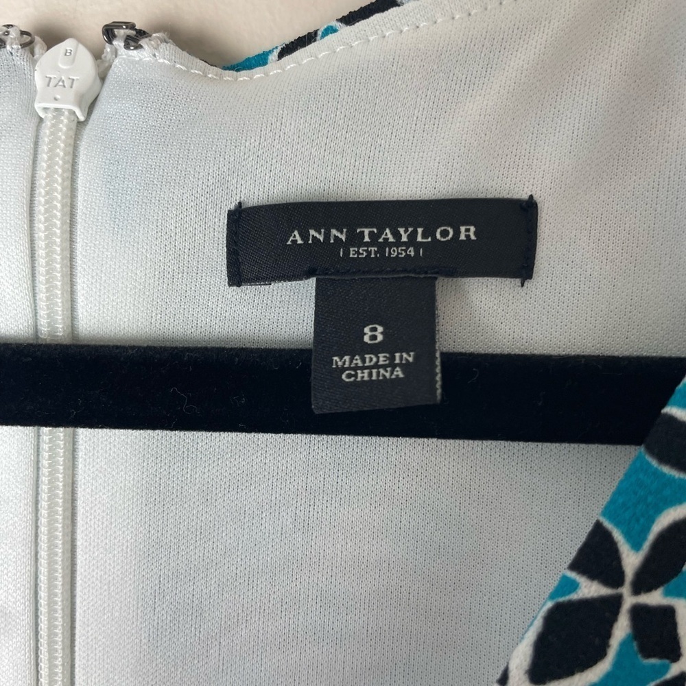 Ann Taylor Black Label Dress Geometric Print Faux Wrap Sz 8 Sleeveless Teal - Picture 2 of 10